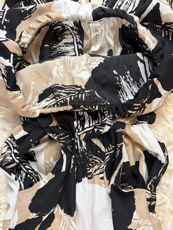 Mahina ~ Strapless Jumpsuit ~ in Black/Tan/White Palm Leaves Print - Picture 8 of 16